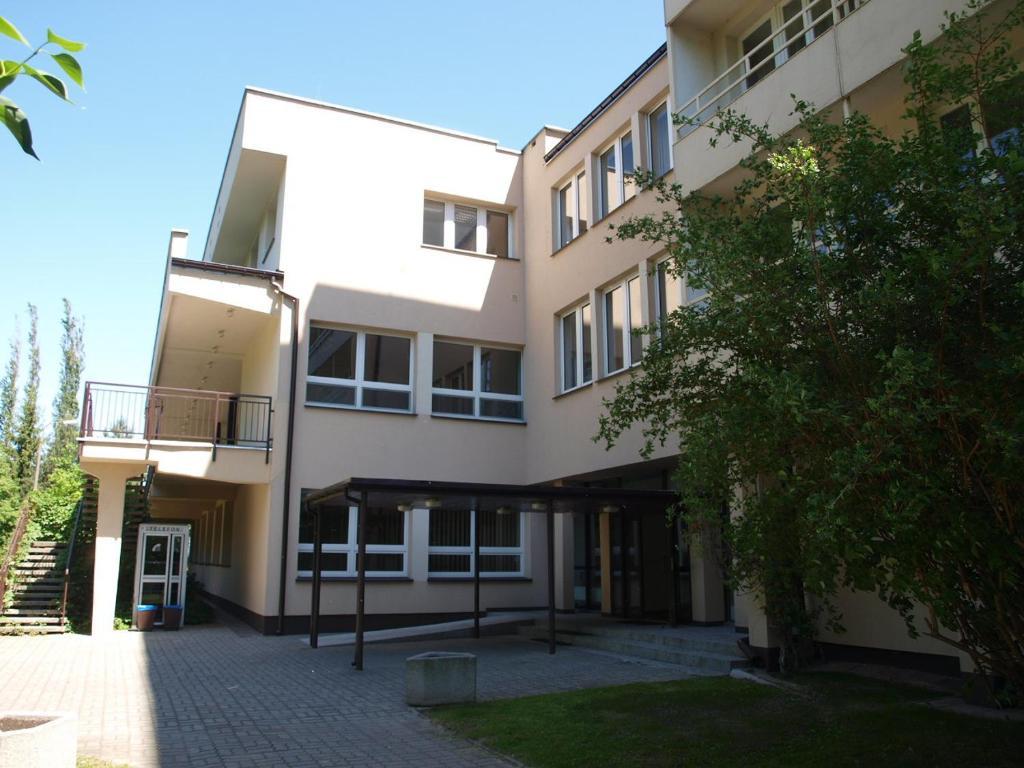 Irss Osrodek Szkoleniowy Hotell Białobrzegi Exteriör bild