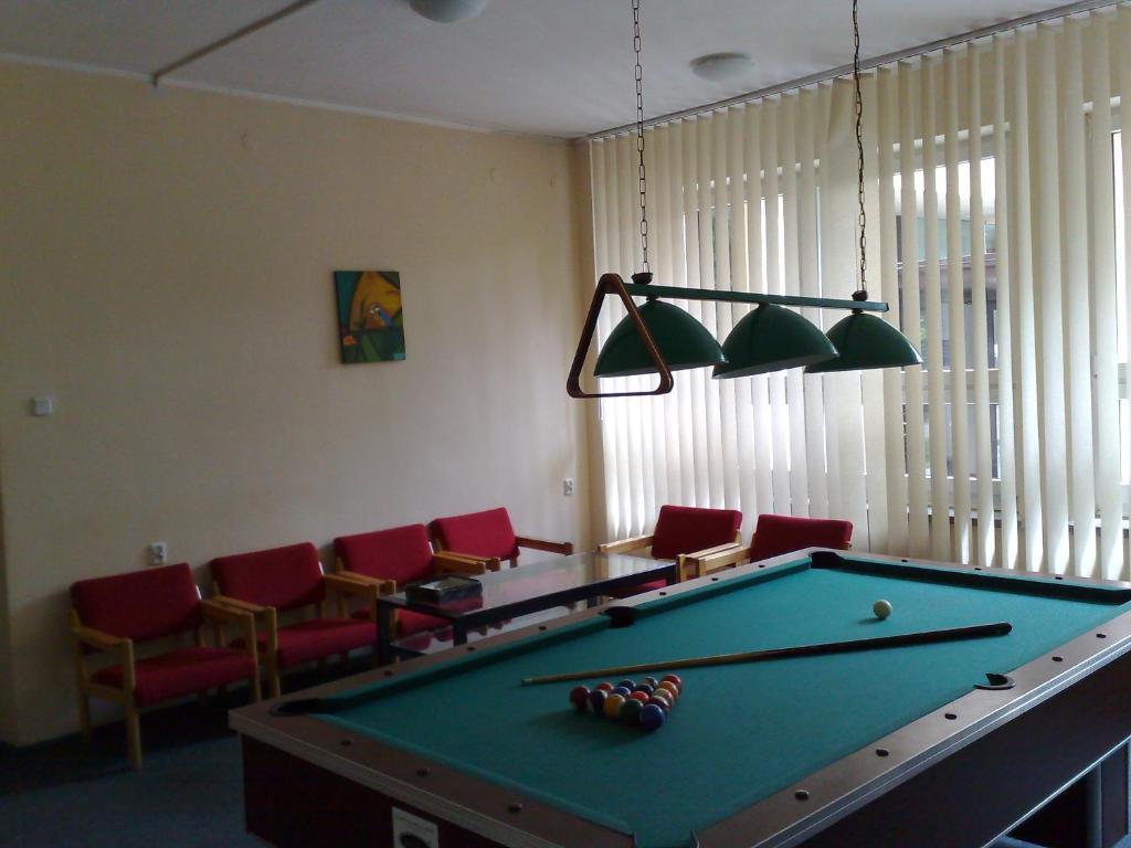 Irss Osrodek Szkoleniowy Hotell Białobrzegi Exteriör bild