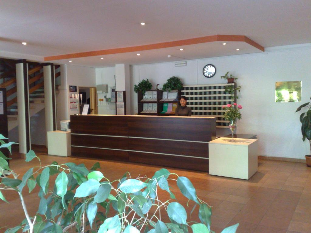 Irss Osrodek Szkoleniowy Hotell Białobrzegi Exteriör bild